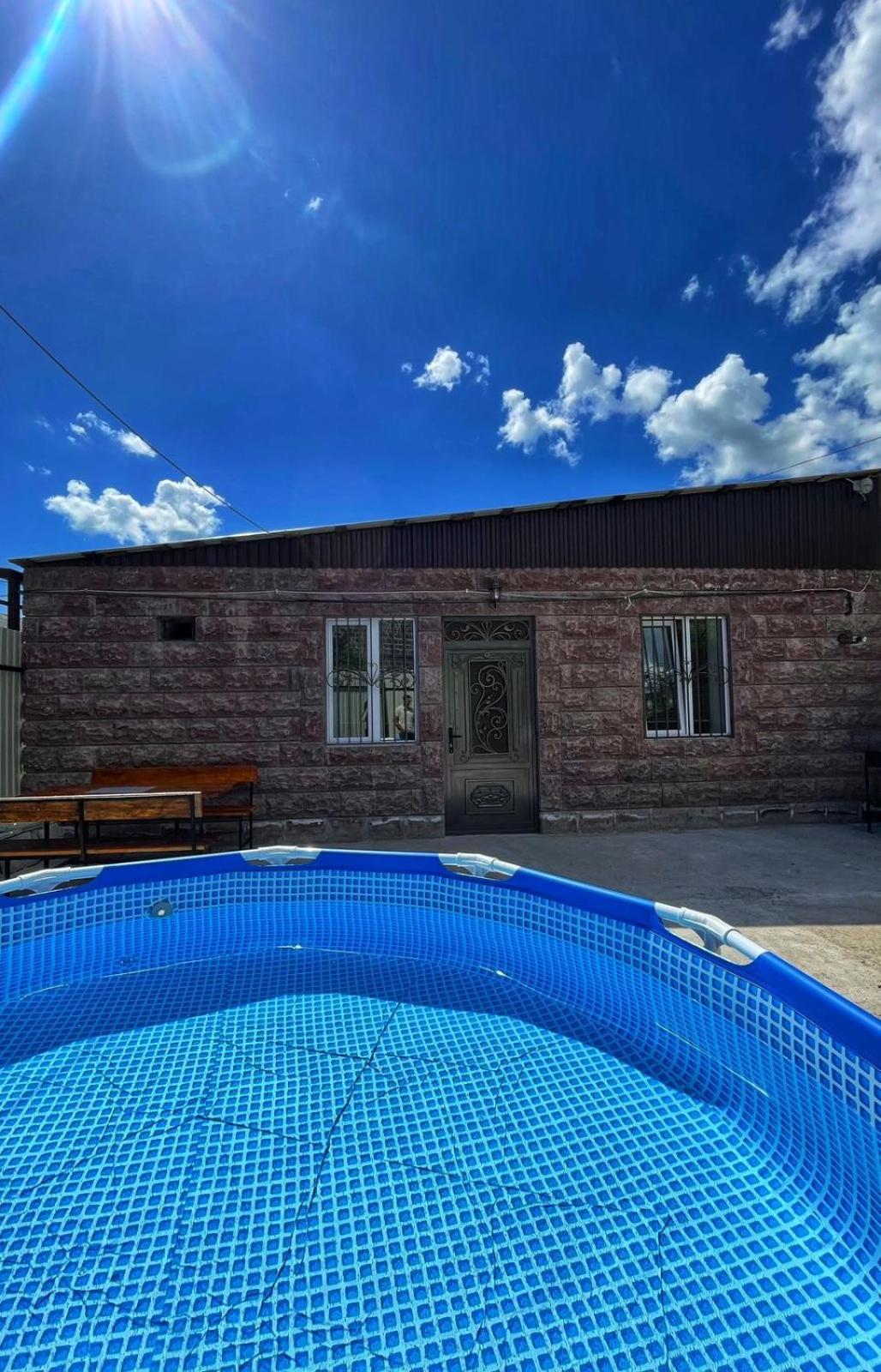 Lidiani Guest House Gyumri Extérieur photo